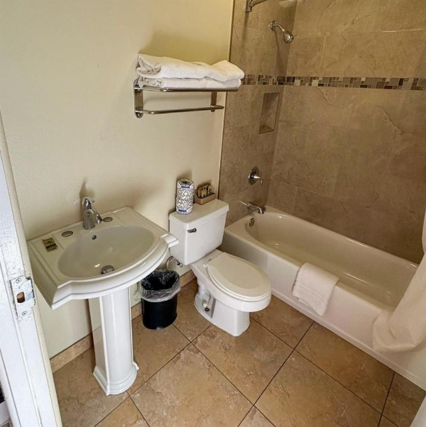 Motel Atardecer image 54